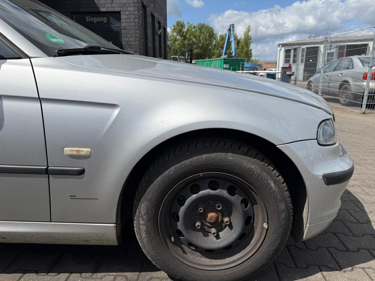 BMW E46 Compact original Kotflügel rechts 354 Titansilber Metallic BJ03